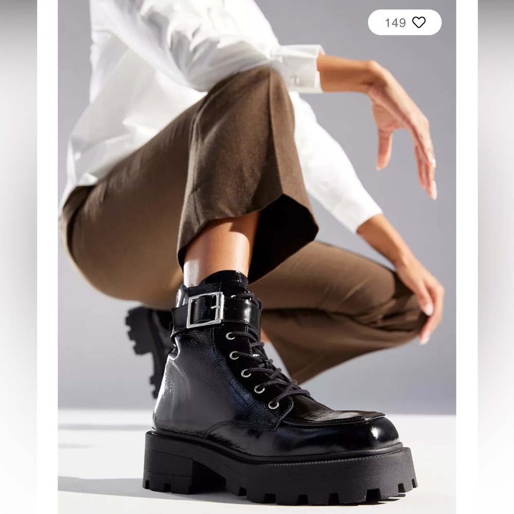 Cooperative Tania Buckled Boot